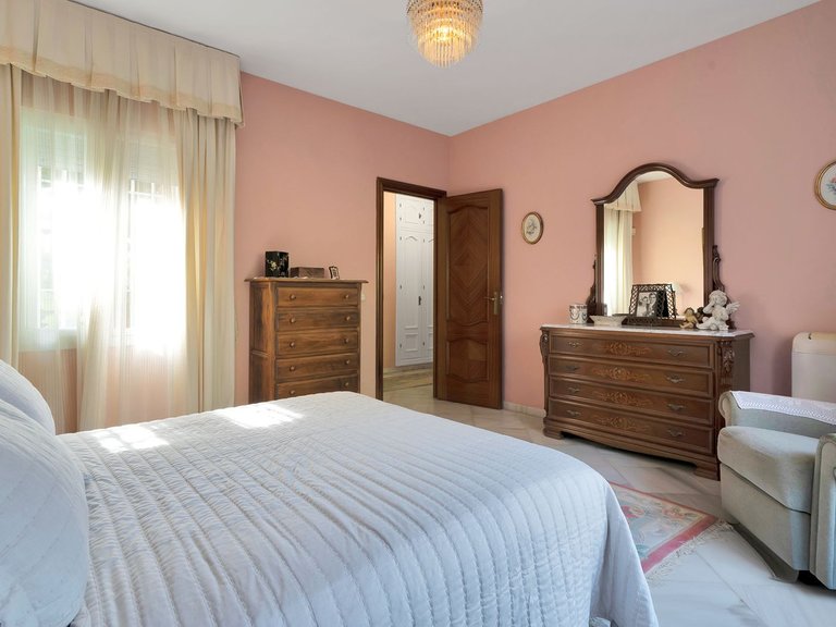 Villa for Sale in San Pedro De Alcántara, Malaga 38