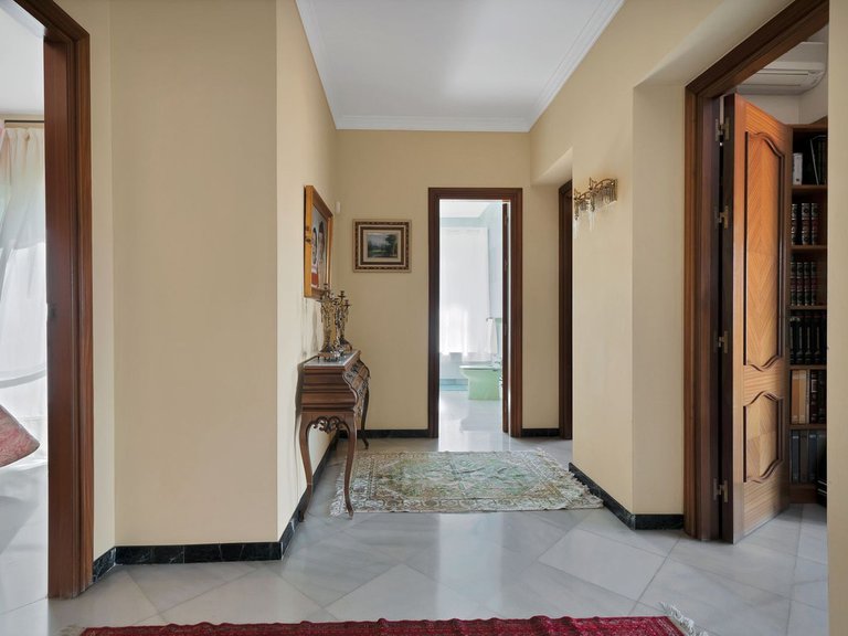 Villa for Sale in San Pedro De Alcántara, Malaga 39