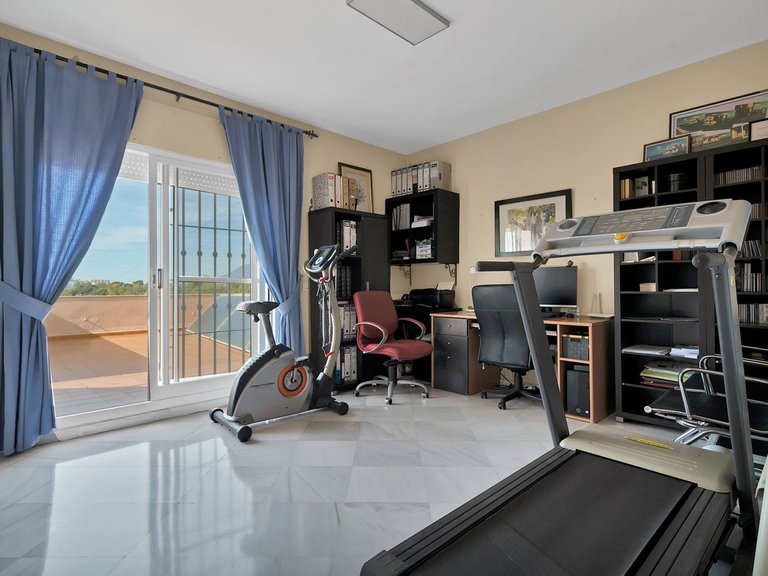 Villa for Sale in San Pedro De Alcántara, Malaga 41