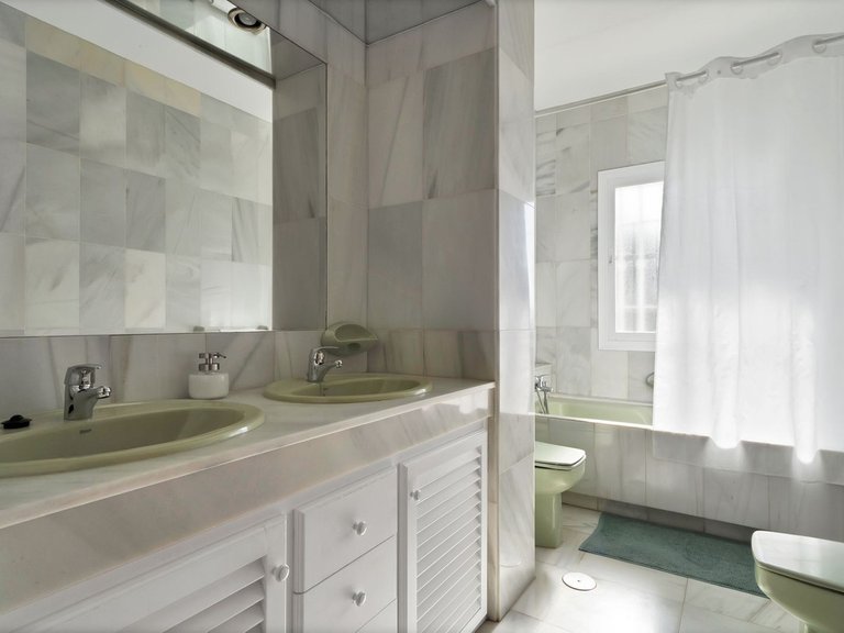 Villa for Sale in San Pedro De Alcántara, Malaga 54