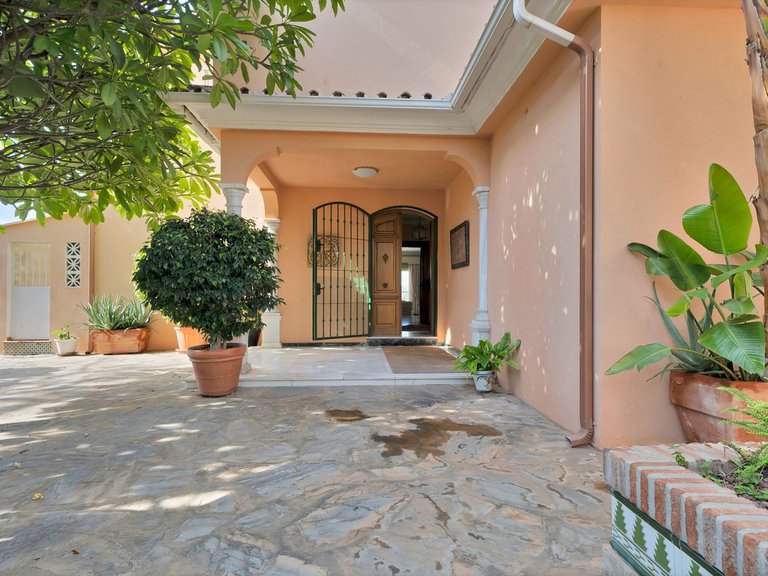 Villa for Sale in San Pedro De Alcántara, Malaga 62