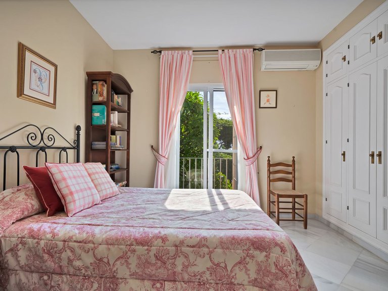Villa for Sale in San Pedro De Alcántara, Malaga 63