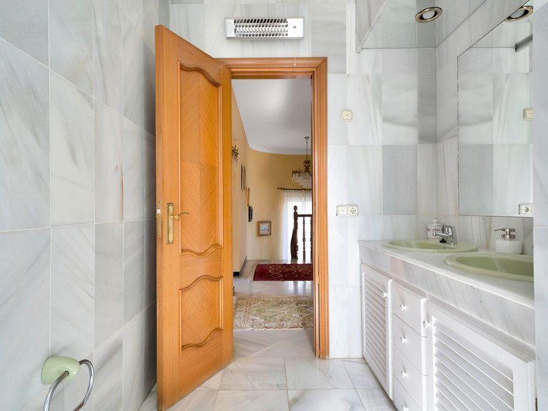 Villa for Sale in San Pedro De Alcántara, Malaga 69