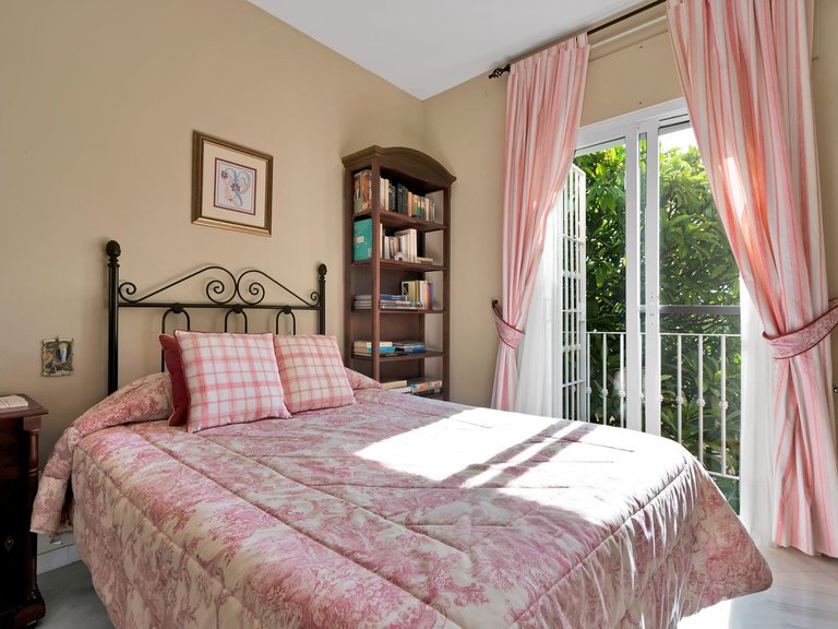 Villa for Sale in San Pedro De Alcántara, Malaga 77