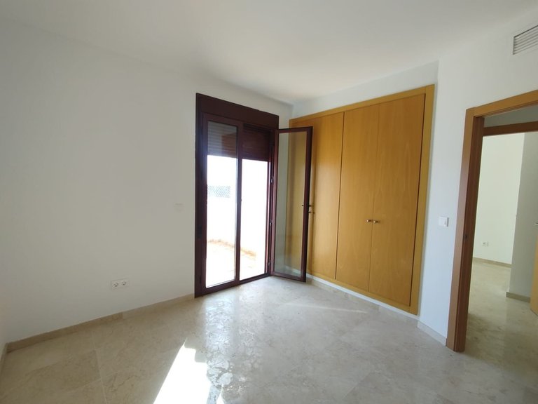 Villa for Sale in Doña Julia, Malaga 17