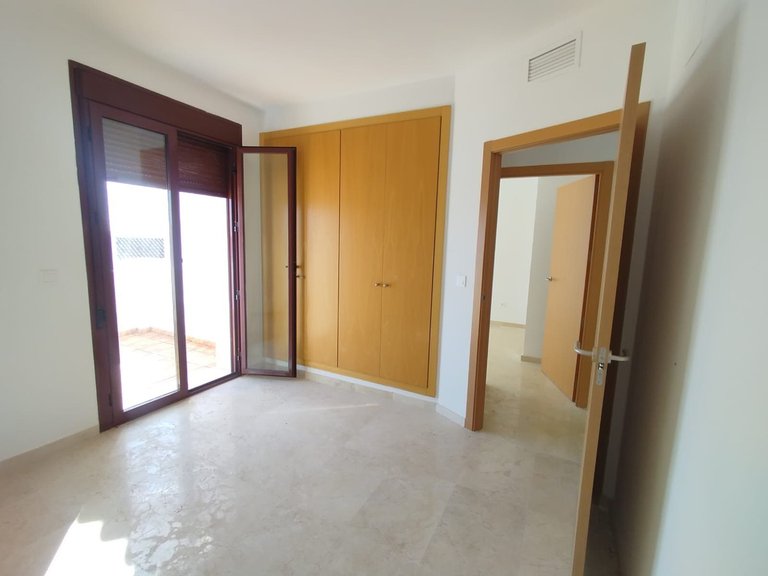 Villa for Sale in Doña Julia, Malaga 18
