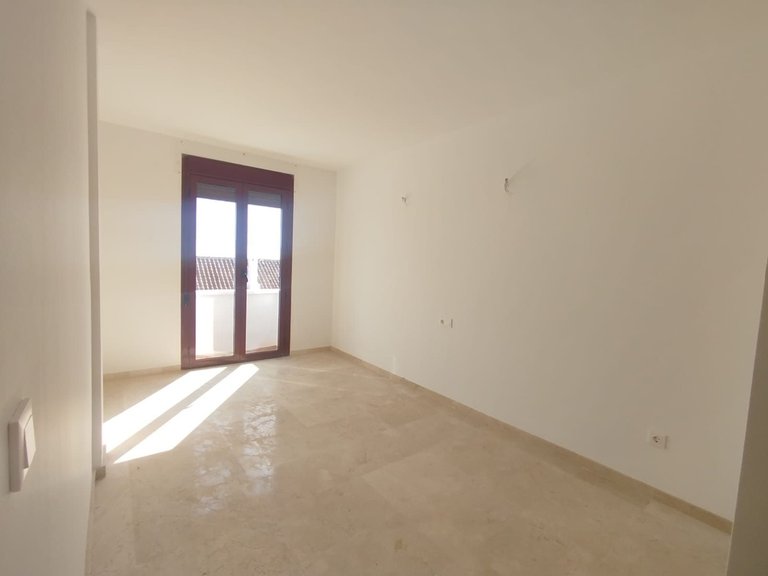 Villa for Sale in Doña Julia, Malaga 26