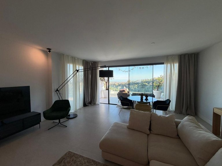 Apartment for Sale in Benahavís, Malaga 6