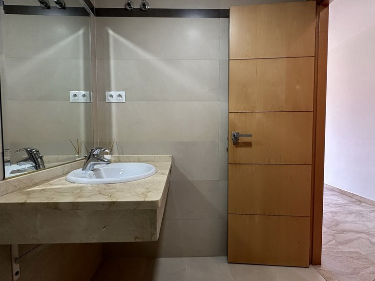 Apartment for Sale in Marbella, Malaga 32