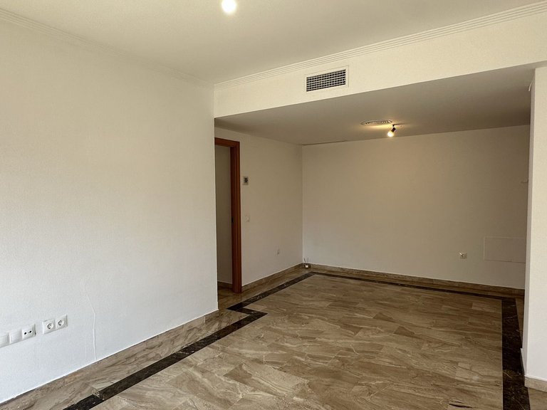 Apartment for Sale in Marbella, Malaga 9