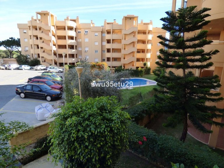 Apartment for Sale in Calahonda, Malaga 10
