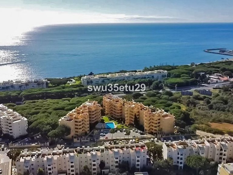 Apartment for Sale in Calahonda, Malaga 11