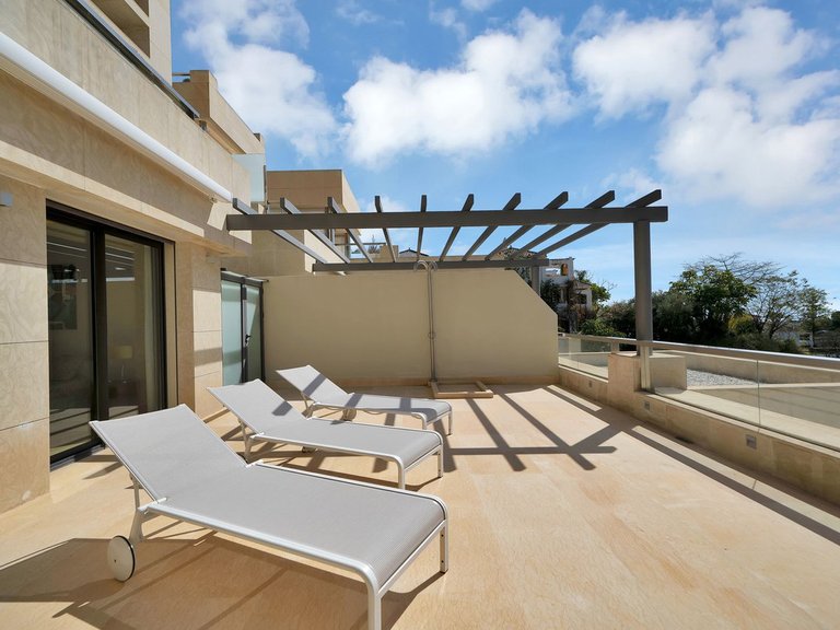 Apartment for Sale in Nueva Andalucía, Malaga 32