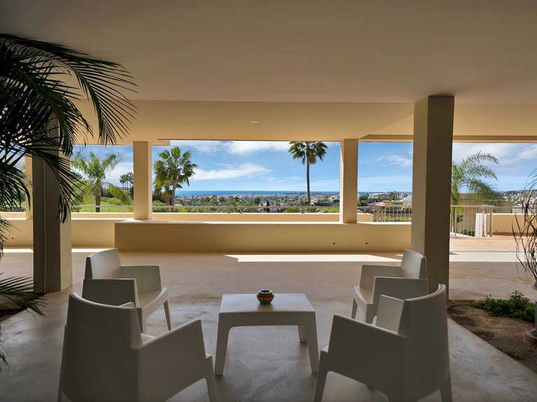 Apartment for Sale in Nueva Andalucía, Malaga 35