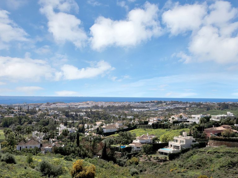 Apartment for Sale in Nueva Andalucía, Malaga 39