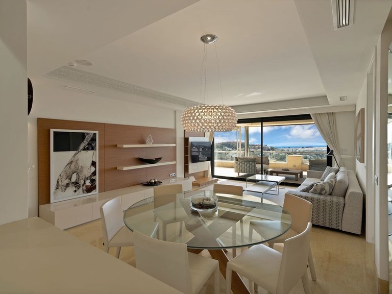 Apartment for Sale in Nueva Andalucía, Malaga 4