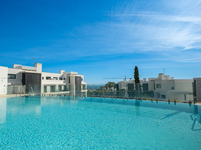 Apartment for Sale in Fuengirola, Malaga 37