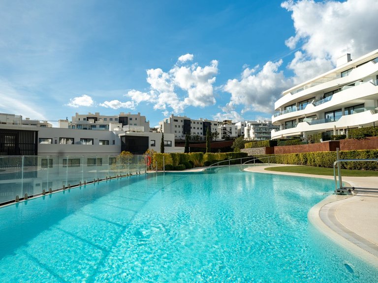 Apartment for Sale in Fuengirola, Malaga 44