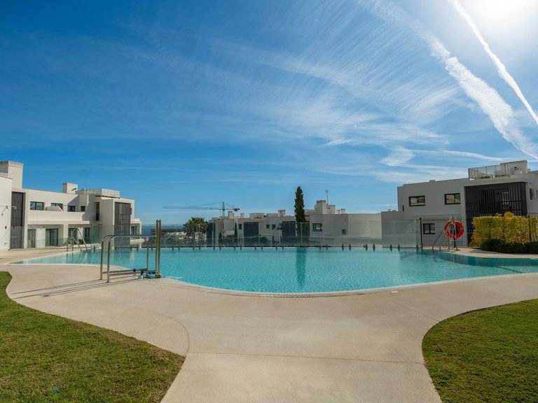 Apartment for Sale in Fuengirola, Malaga 46
