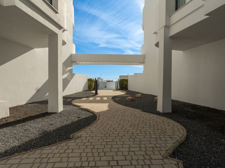 Apartment for Sale in Fuengirola, Malaga 47