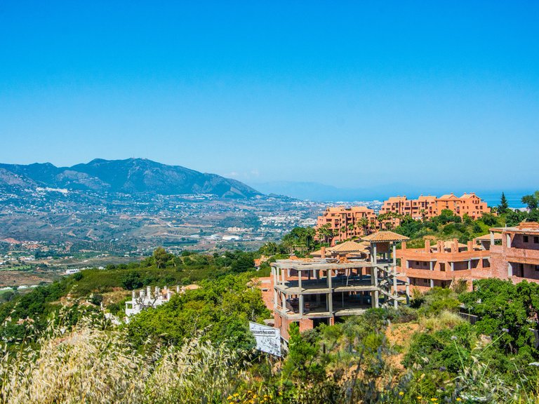 Villa for Sale in La Mairena, Malaga 8