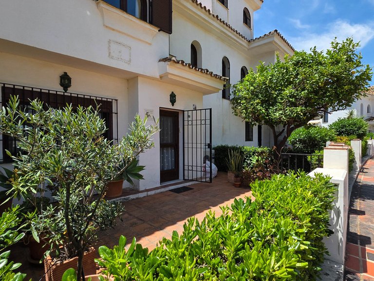 Villa for Sale in La Duquesa, Malaga 16