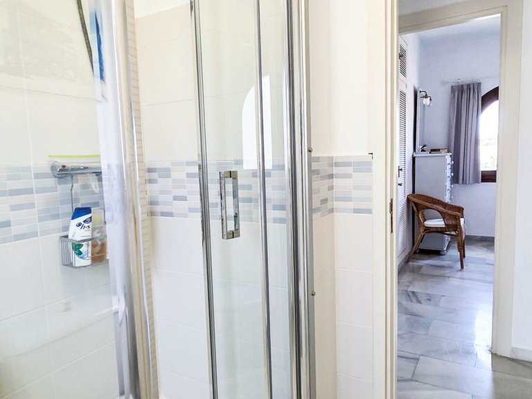Villa for Sale in La Duquesa, Malaga 30