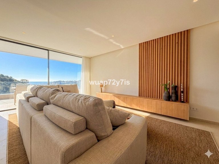 Apartment for Sale in La Quinta, Malaga 10