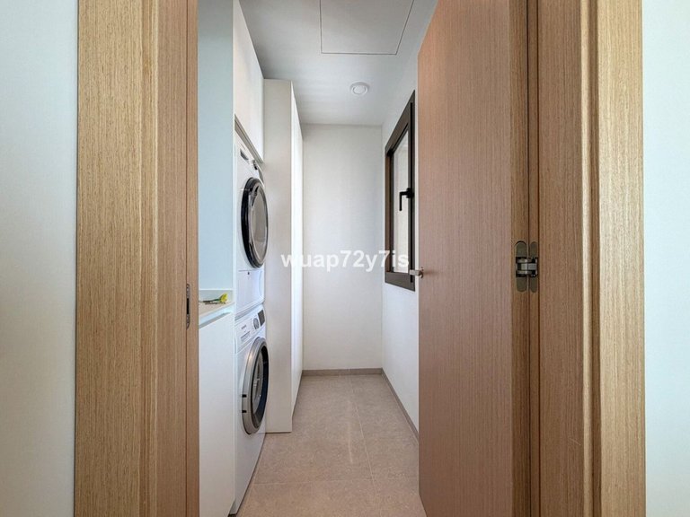 Apartment for Sale in La Quinta, Malaga 13