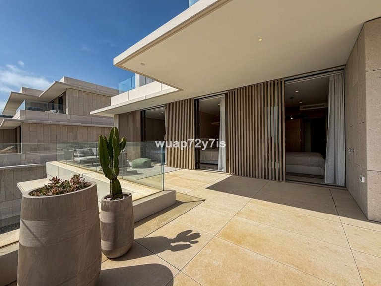 Apartment for Sale in La Quinta, Malaga 15