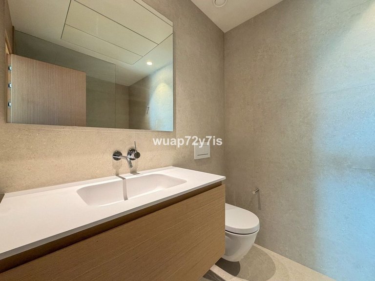 Apartment for Sale in La Quinta, Malaga 26