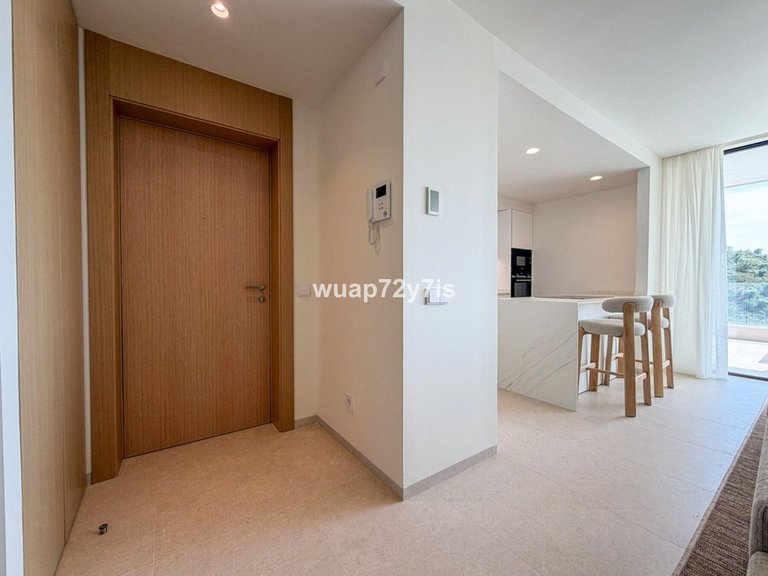 Apartment for Sale in La Quinta, Malaga 3