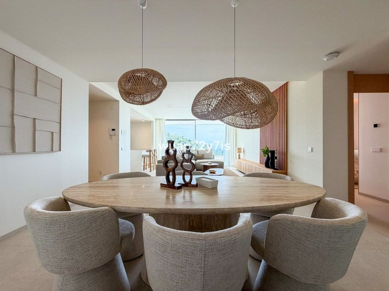 Apartment for Sale in La Quinta, Malaga 9