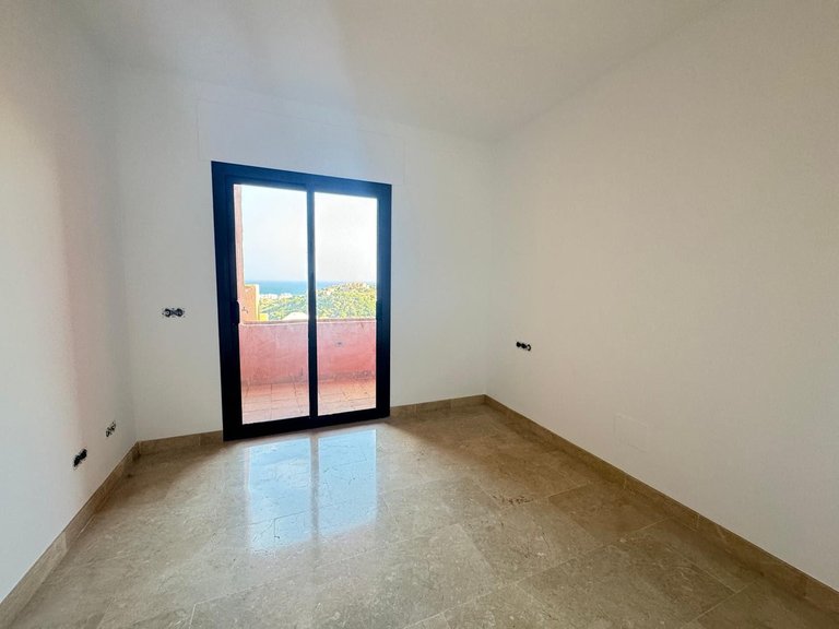 Apartment for Sale in San Luis De Sabinillas, Malaga 2