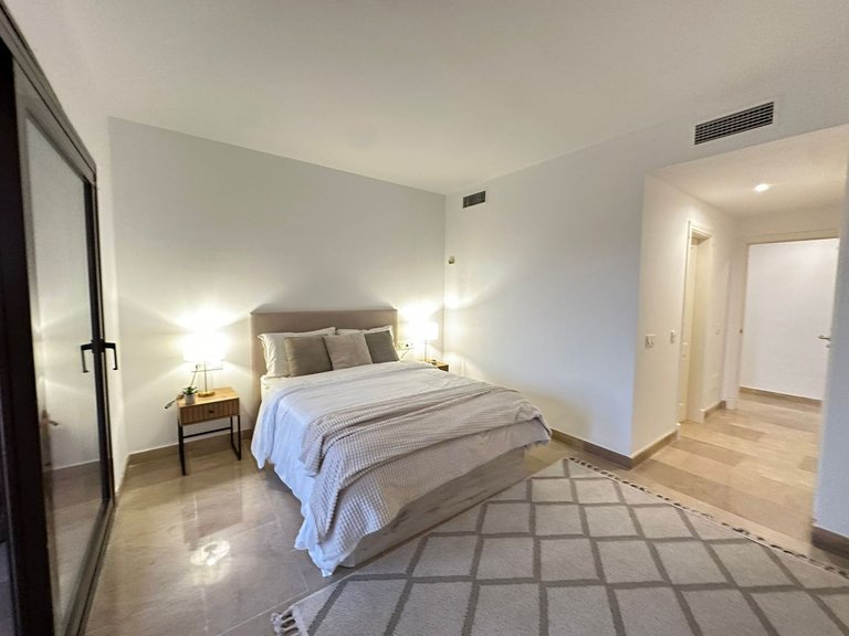 Apartment for Sale in San Luis De Sabinillas, Malaga 27