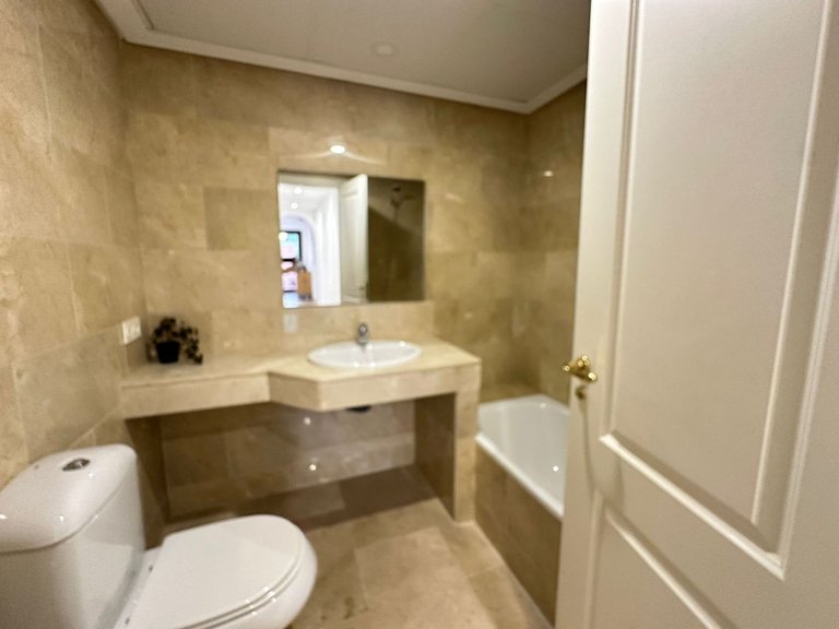 Apartment for Sale in San Luis De Sabinillas, Malaga 32