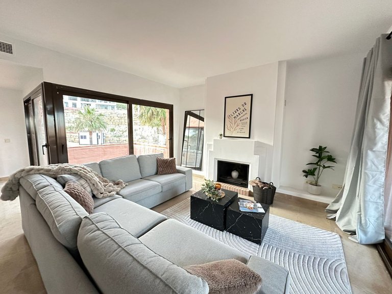 Apartment for Sale in San Luis De Sabinillas, Malaga 38