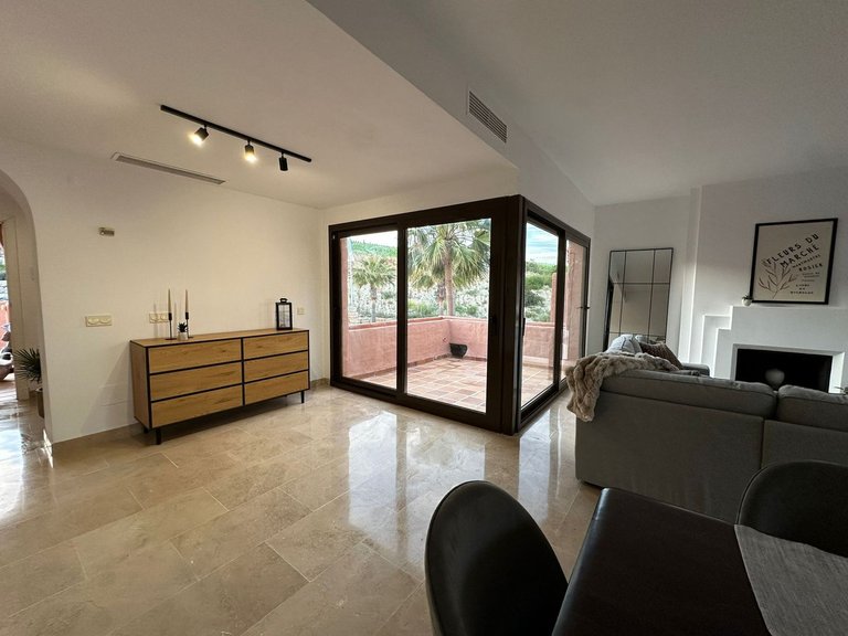 Apartment for Sale in San Luis De Sabinillas, Malaga 46