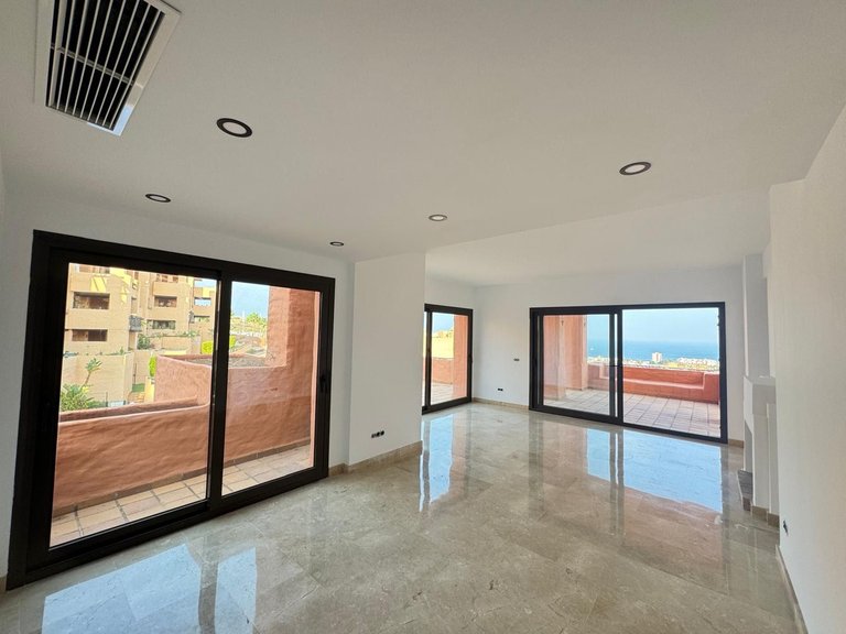 Apartment for Sale in San Luis De Sabinillas, Malaga 5