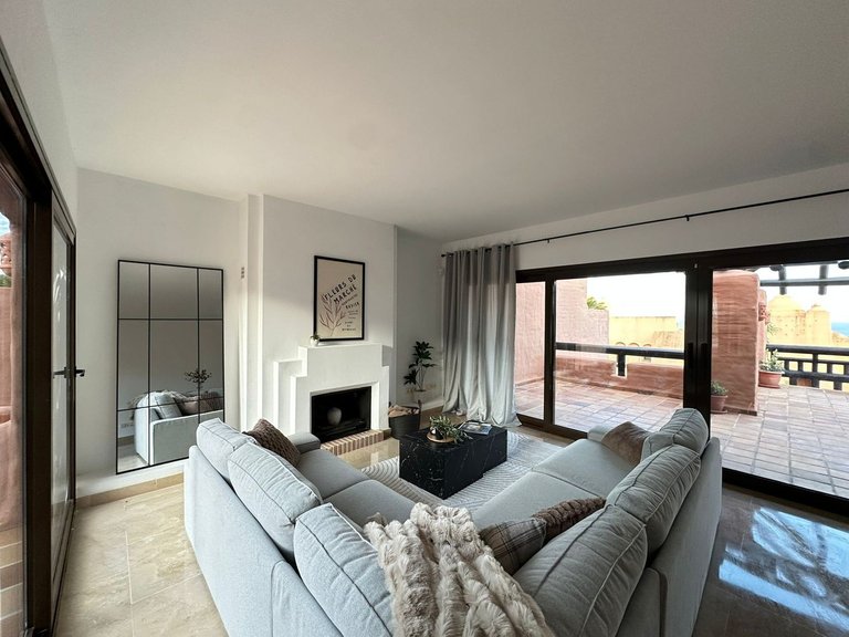 Apartment for Sale in San Luis De Sabinillas, Malaga 54