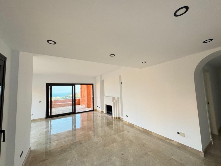 Apartment for Sale in San Luis De Sabinillas, Malaga 8
