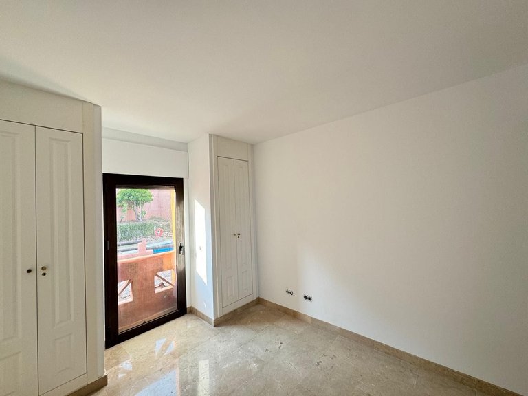 Apartment for Sale in San Luis De Sabinillas, Malaga 9