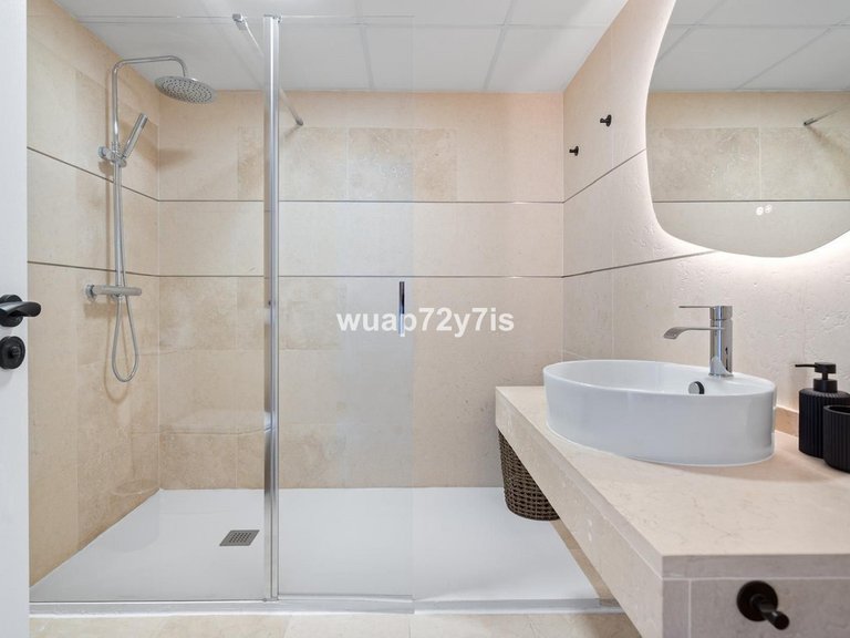 Apartment for Sale in Selwo, Malaga 19