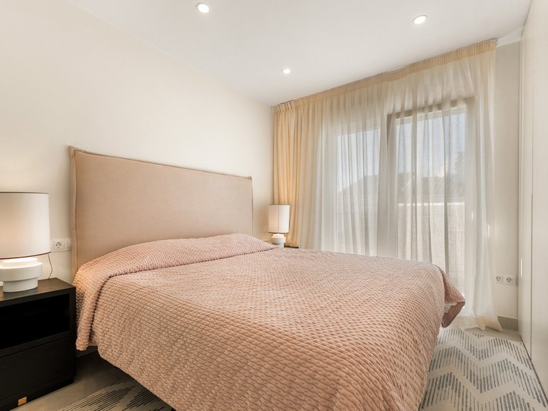 Villa for Sale in Estepona, Malaga 14