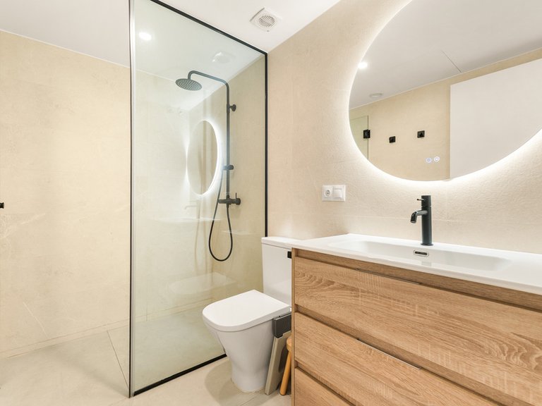 Villa for Sale in Estepona, Malaga 25