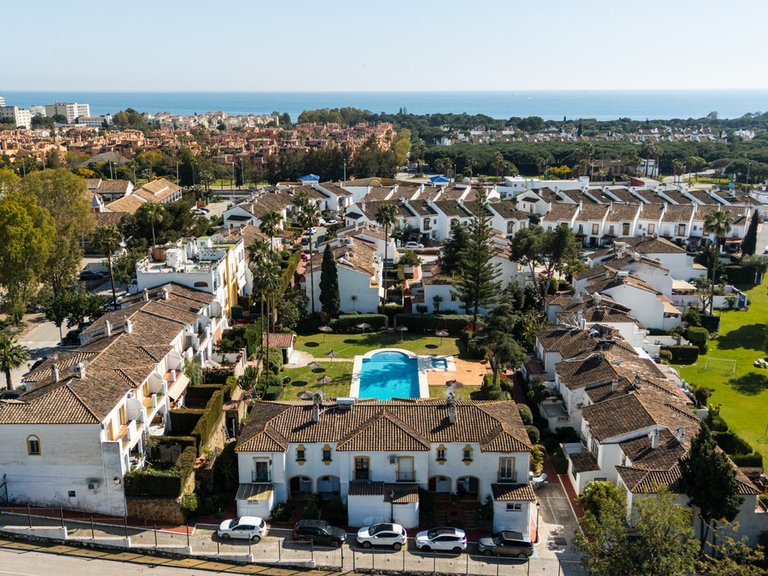 Villa for Sale in Estepona, Malaga 33