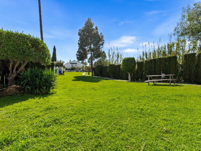 Villa for Sale in Estepona, Malaga 34