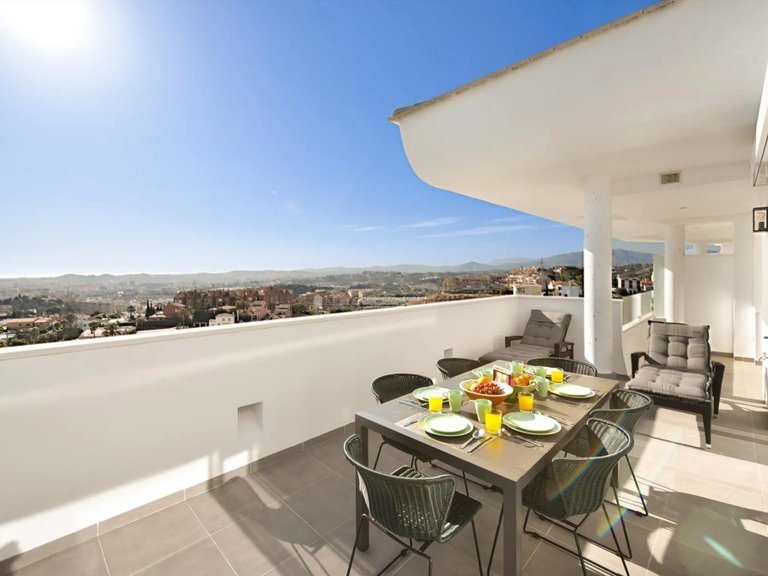Apartment for Sale in Fuengirola, Malaga 2