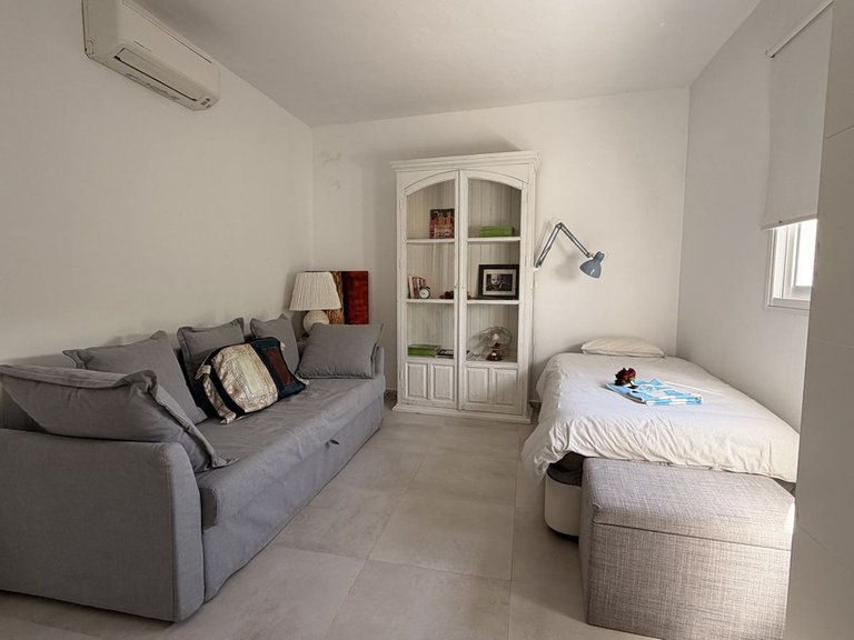 Villa for Sale in Alhaurín El Grande, Malaga 19