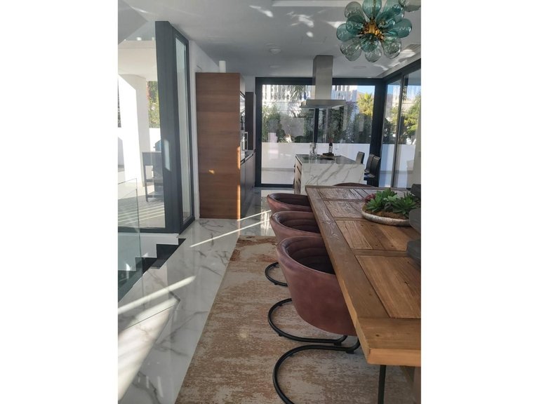 Villa for Sale in Valle Romano, Malaga 6